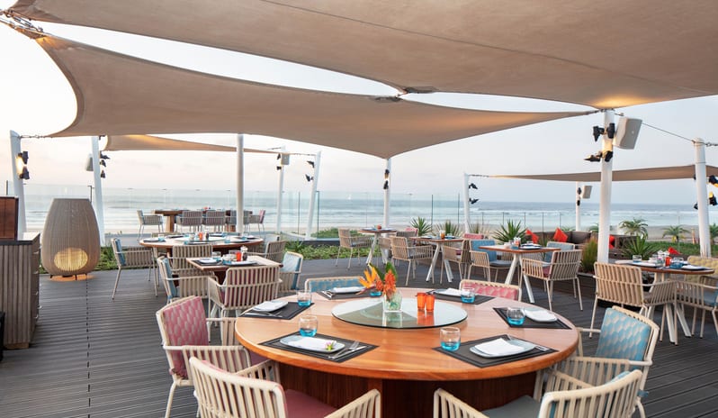 023-R-restaurant_88234427