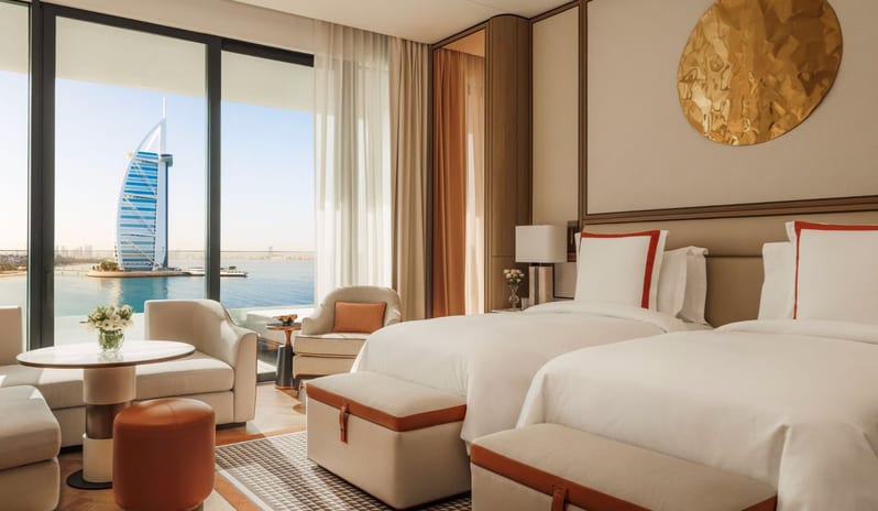 maa_ocean-deluxe-room_image-1