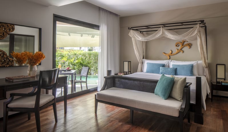 Anantara_Bophut_Koh_Samui_Resort_Garden_Pool_Suite_Bed