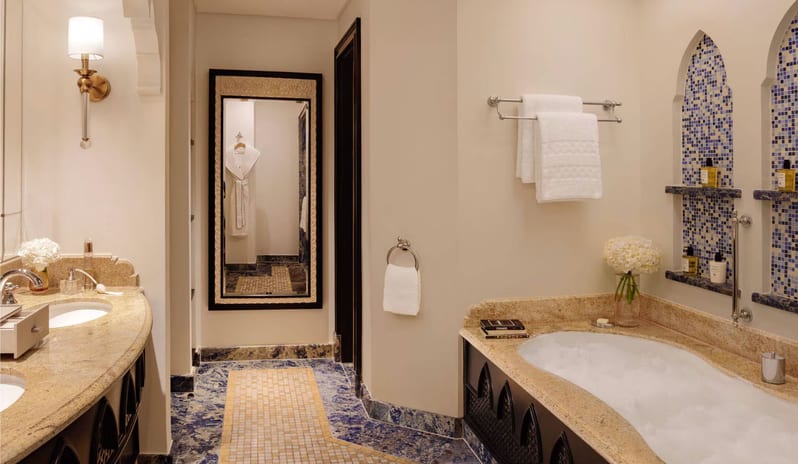 mas-room-detail-gallery-2-junior-ocean-suite