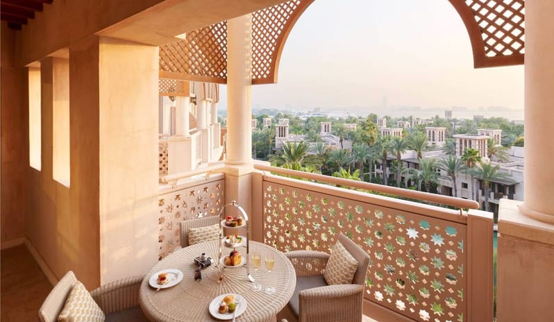 jaq-room-detail-gallery-2-one-bedroom-ocean-suite