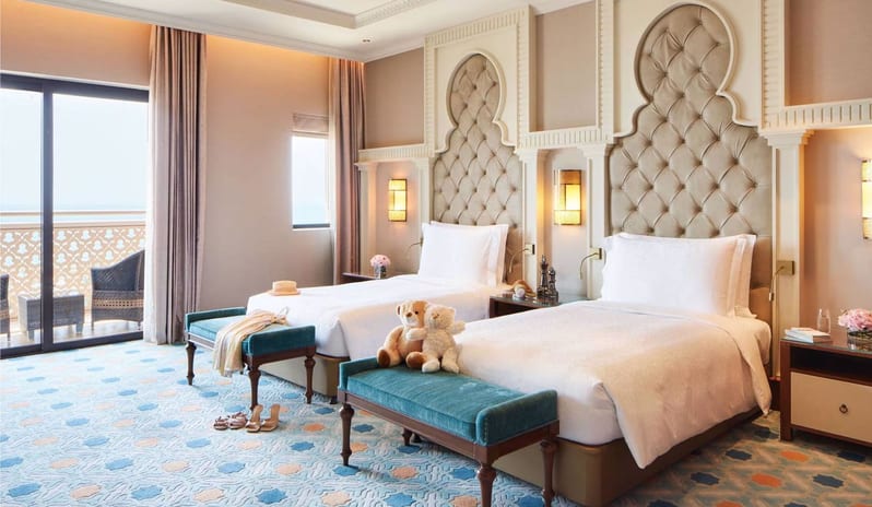 jaq-room-detail-gallery-2-presidential-suite