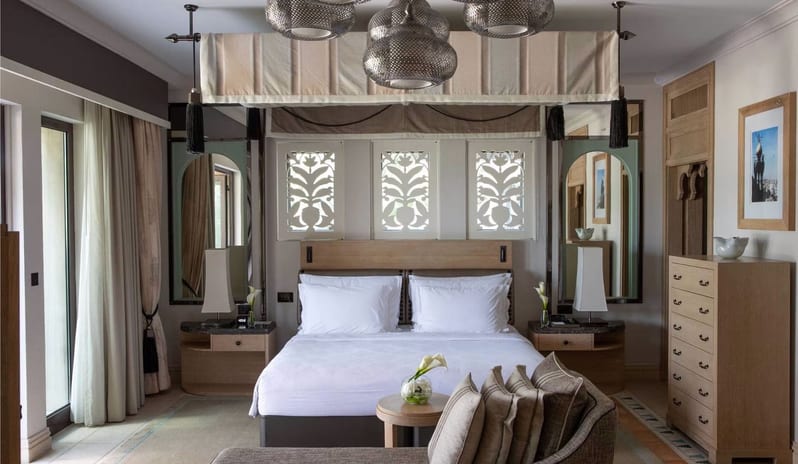 dam-room-detail-gallery-1-gulf-summerhouse-arabian-suite