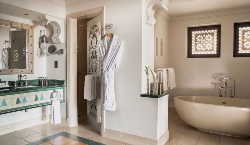 dam-room-detail-gallery-2-gulf-summerhouse-arabian-deluxe