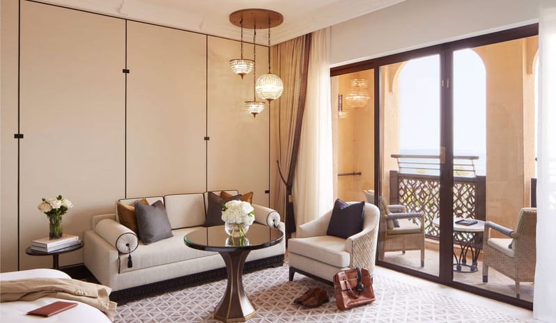 mas-room-detail-gallery-1-arabian-club-room