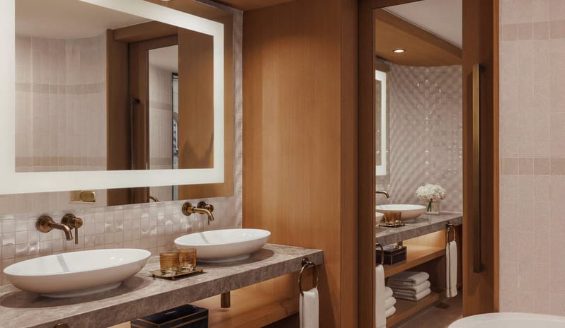 jbh-room-detail-gallery-4-ocean-deluxe