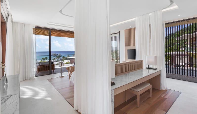 hillside-villa-lpg254-high-65552ce6d6db1