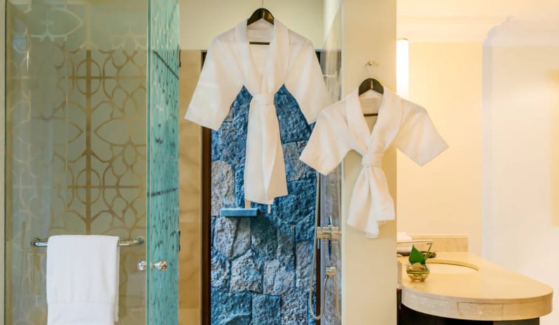 mrutb-bathrobes-3829-hor-clsc