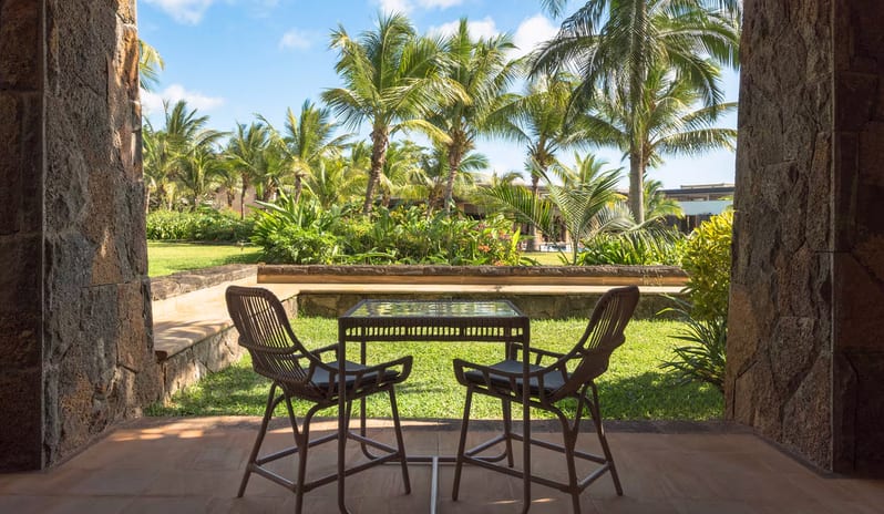 mrutb-deluxe-guestroom-6950-hor-clsc