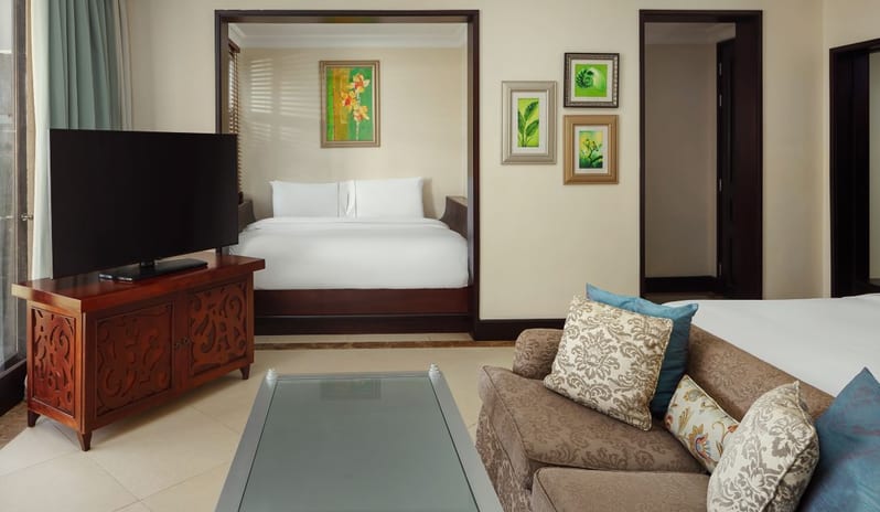 wi-mrutb-heavenly-family-juni12011-78472_Classic-Hor