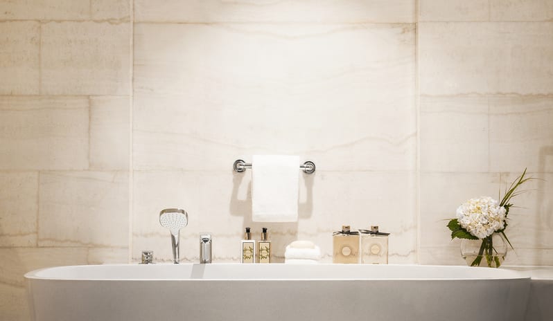 One&Only Le Saint Géran - Beach Front Junior Suite Bath