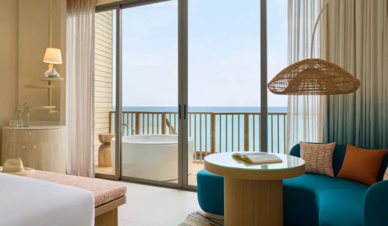 indian-ocean-holidays-maldives-centara-mirage-lagoon-maldives-mirage-overwater- villa-with-jacuzzi