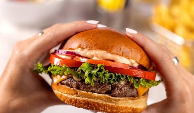 Moon Palace Nizuc - El Manglar_burger