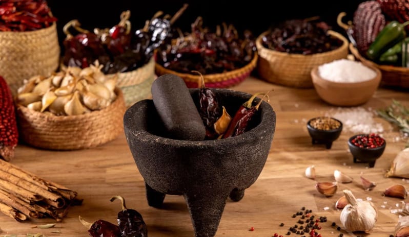 Moon Palace Nizuc - Los Caporales_handmade-hot-sauces