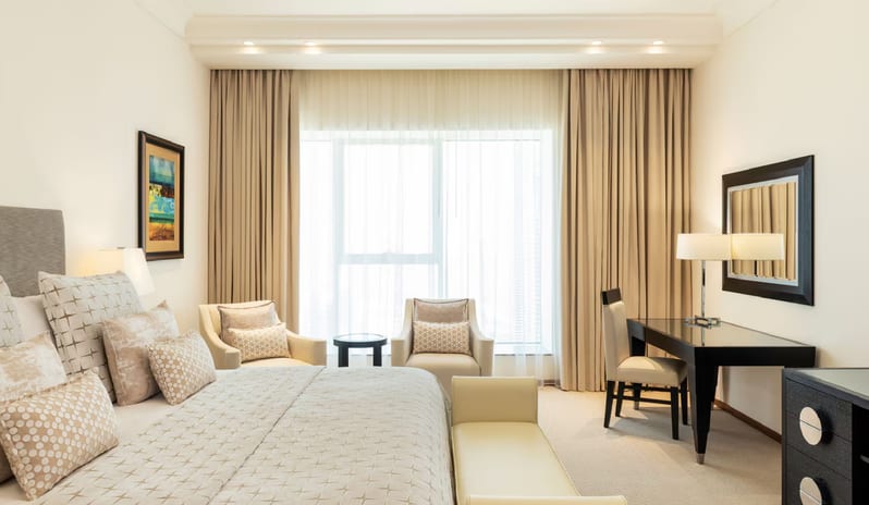 grosvenor-house-two-bedroom-tower-2suite