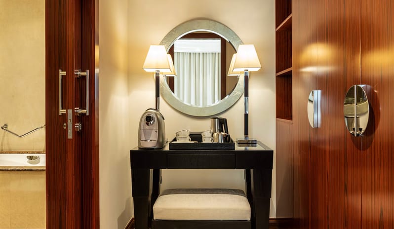 grosvenor-house-premier_suite-amenities