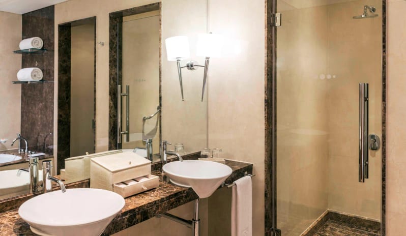 grosvenor-house-premier_suite-amenities