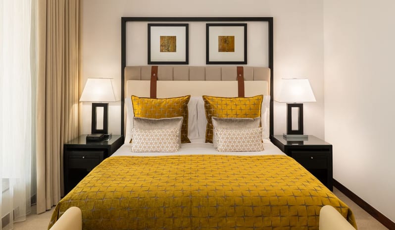 grosvenor-house-one-bedroom-tower-1suite