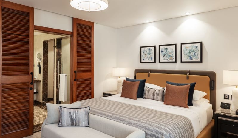 grosvenor-house-deluxe_suite