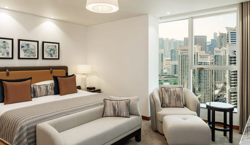 grosvenor-house-deluxe_suite