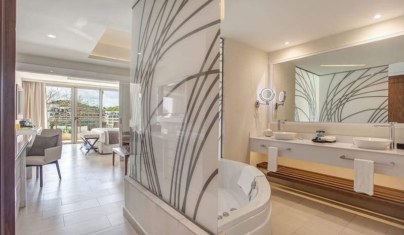 royalton-saint-lucia-luxury-family-suite-diamond-club
