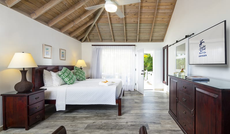 Galley Bay Resort & Spa - Deluxe Beachfront