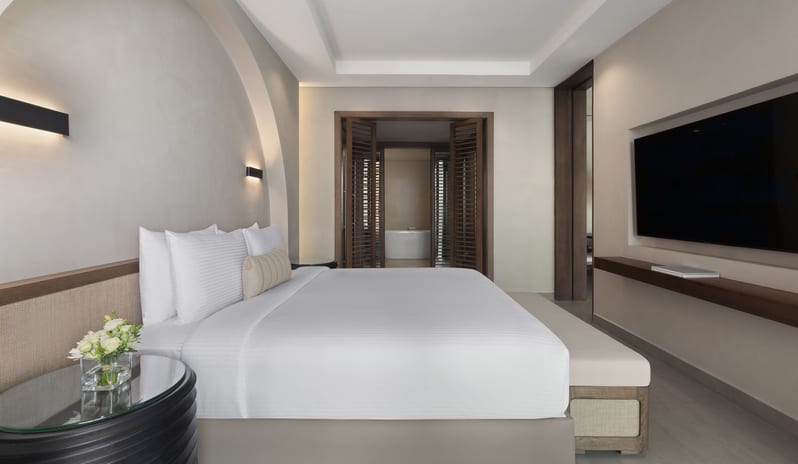 middle-east-holidays-dubai-rixos-the-palm-dubai-hotel-and-suites-hotel-junior-suite