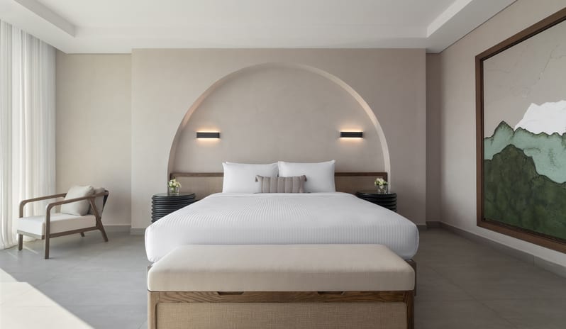 middle-east-holidays-dubai-rixos-the-palm-dubai-hotel-and-suites-hotel-deluxe-sea-view-room