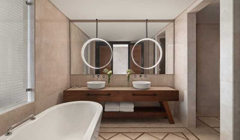 middle-east-holidays-dubai-rixos-the-palm-dubai-hotel-and-suites-hotel-deluxe-room