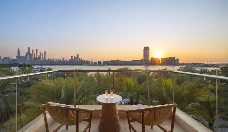 middle-east-holidays-dubai-rixos-the-palm-dubai-hotel-and-suites-hotel-premium-sea-view-room