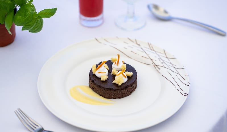 middle-east-holidays-ras-al-khaimah-the-cove-rotana-resort-basilico- mediterranean-restaurant