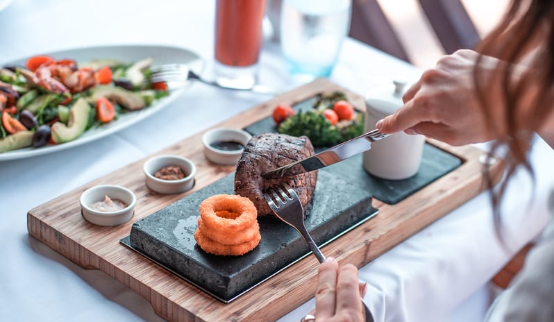 middle-east-holidays-ras-al-khaimah-the-cove-rotana-resort-basilico- mediterranean-restaurant