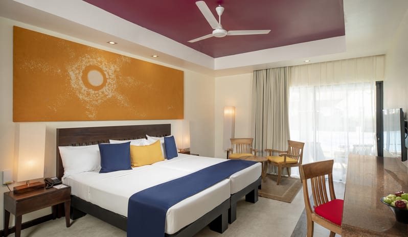 indian-ocean-holidays-sri-lanka-club-hotel-dolphin-superior-room