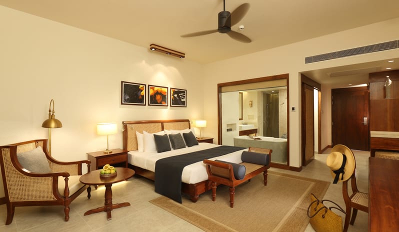 indian-ocean-holidays-sri-lanka-anantara-peace-haven-tangalle-resort-hotel-deluxe-ocean-view-room