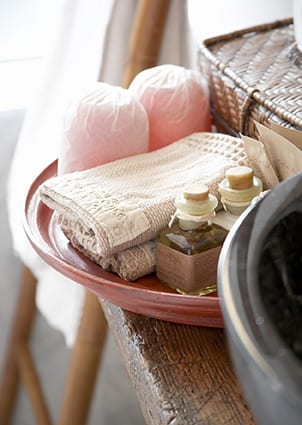 Bathroom-Amenities_Tamarind-Suites