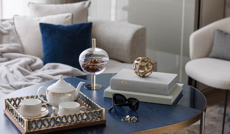 middle-east-holidays-dubai-one-only-royal-mirage-residence-spa-hotel - grand-za’abeel-room-double-queen-bedroom_table