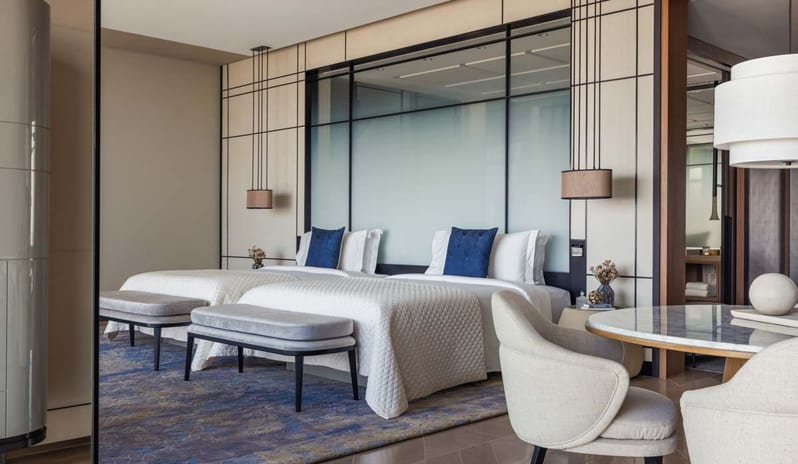 middle-east-holidays-dubai-one-only-royal-mirage-residence-spa-hotel - grand-za’abeel-room-double-queen