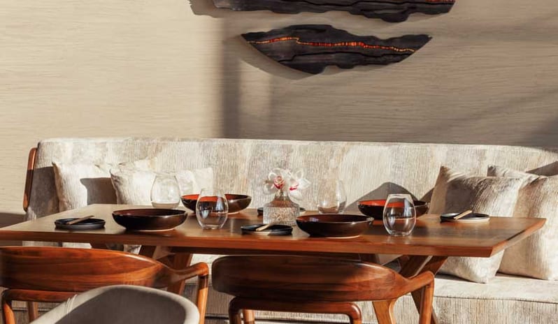 middle-east-holidays-dubai-one-only-royal-mirage-residence-spa-hotel -sagetsu-by-tetsuya-wakuda-table