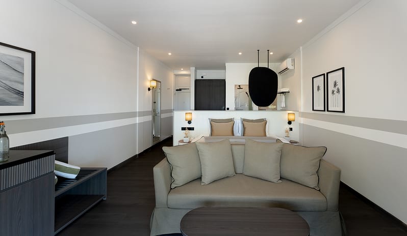 indian-ocean-holidays-maldives-sun-siyam-olhuveli-beach-pavilion-bedroom