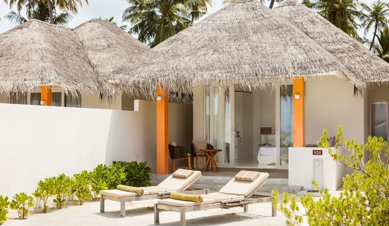 indian-ocean-holidays-maldives-sun-siyam-olhuveli-grand beach-villa