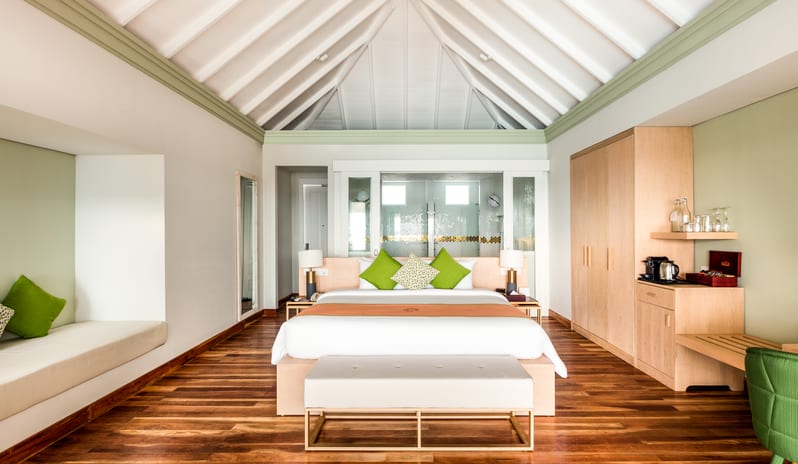 indian-ocean-holidays-maldives-sun-siyam-olhuveli-grand- water-villa-with-pool