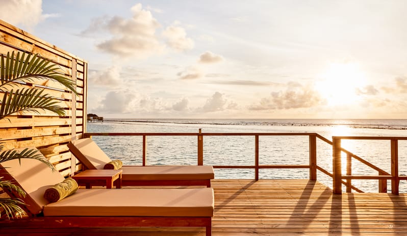 indian-ocean-holidays-maldives-sun-siyam-olhuveli-grand- water-villa