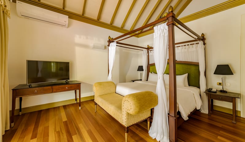 indian-ocean-holidays-maldives-sun-siyam-olhuveli-two- bedroom-beach-suite