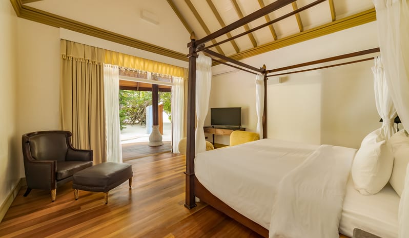 indian-ocean-holidays-maldives-sun-siyam-olhuveli-two- bedroom-beach-suite