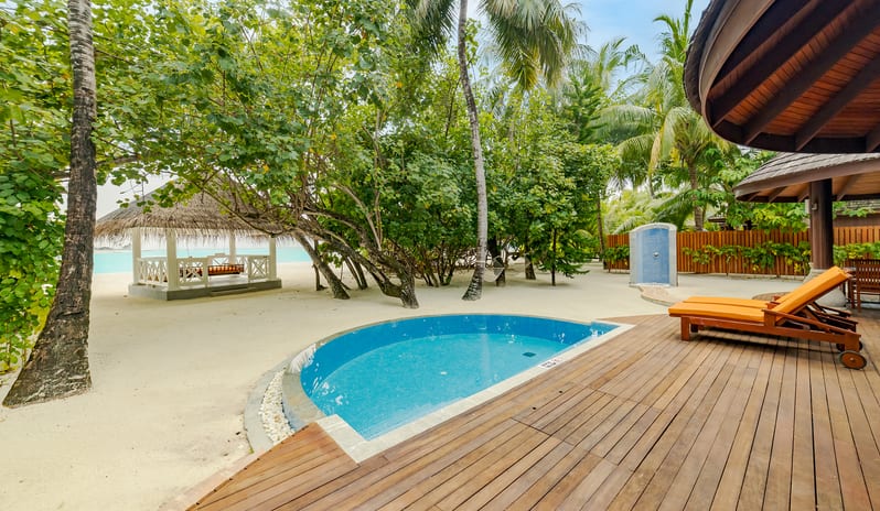 indian-ocean-holidays-maldives-sun-siyam-olhuveli-two- bedroom-beach-suite