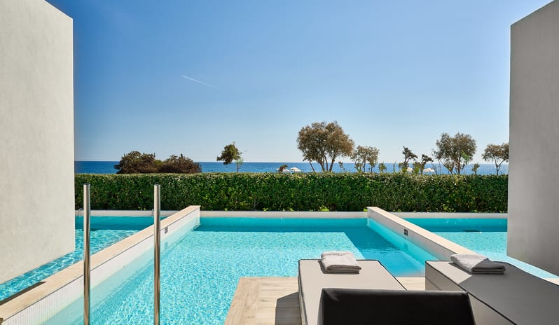 europe-holidays-greece-rhodes-gennadi-grand-resort-junior- suite-with-private-pool-beachfront