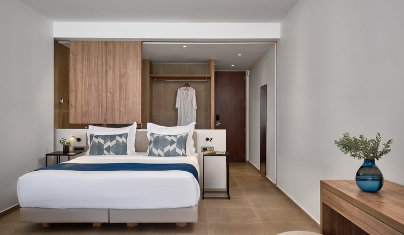 europe-holidays-greece-rhodes-gennadi-grand-resort-junior- suite-private-pool-sea-view