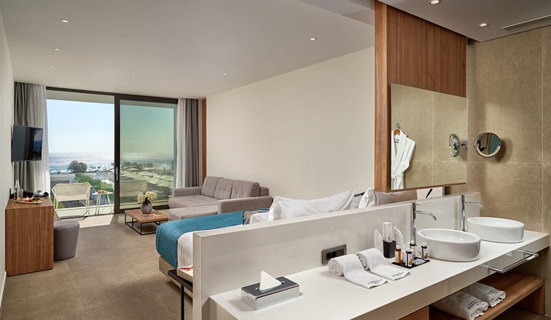 europe-holidays-greece-rhodes-gennadi-grand-resort-junior-suite-sea-view-balcony