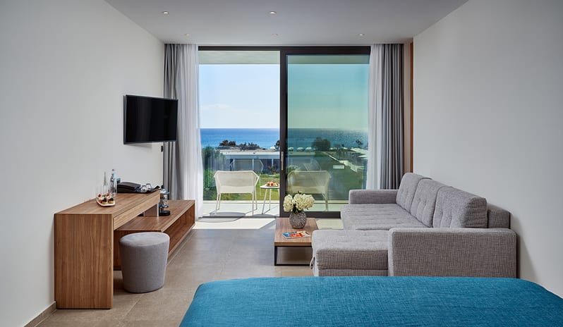 europe-holidays-greece-rhodes-gennadi-grand-resort-junior-suite-sea-view-balcony