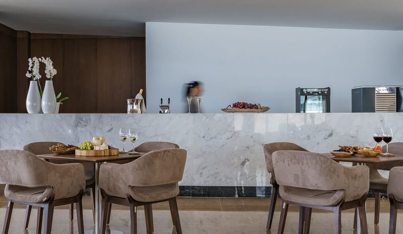 europe-holidays-greece-rhodes-gennadi-grand-resort-grevin-bar